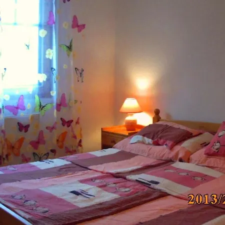 Feszek Apartmanhaz Apartment