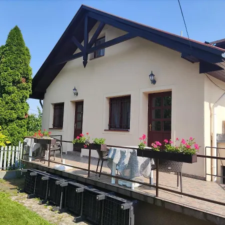 Feszek Apartmanhaz Apartman *