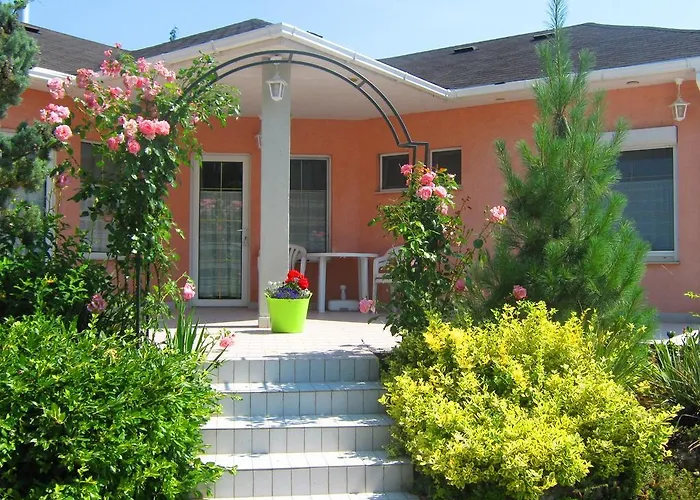 Διαμέρισμα Feszek Apartmanhaz Vonyarcvashegy