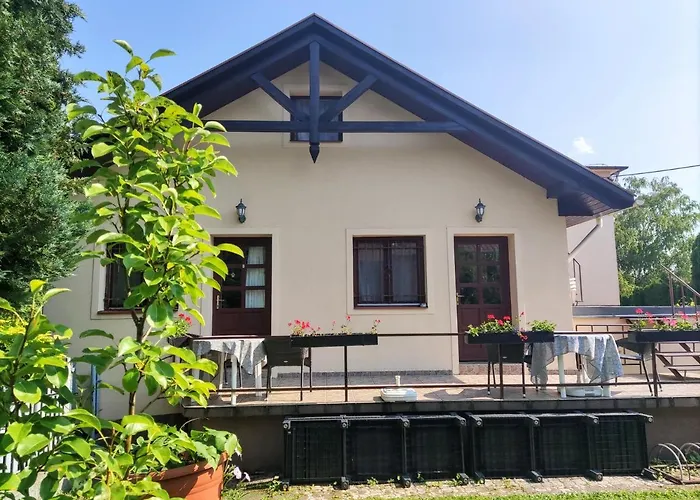 Feszek Apartmanhaz