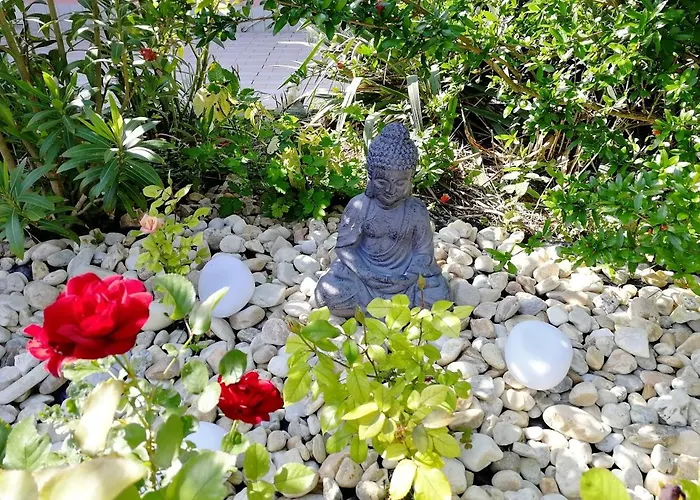 Appartement Feszek Apartmanhaz *