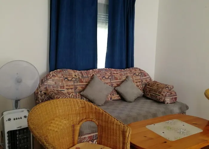 Feszek Apartmanhaz Apartamento Vonyarcvashegy