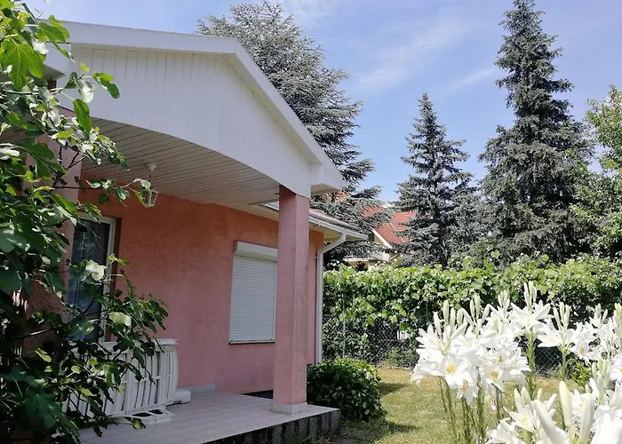 Feszek Apartmanhaz Vonyarcvashegy