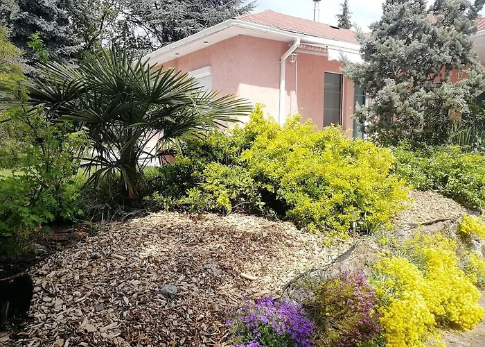 Feszek Apartmanhaz Apartamento Vonyarcvashegy