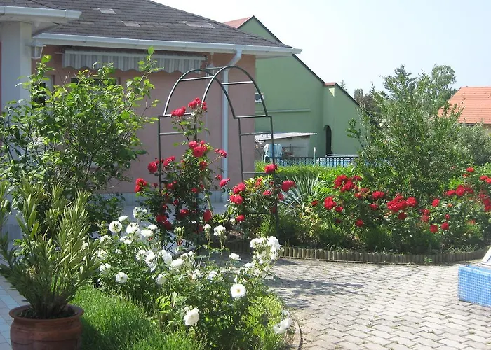 Appartement Feszek Apartmanhaz Vonyarcvashegy