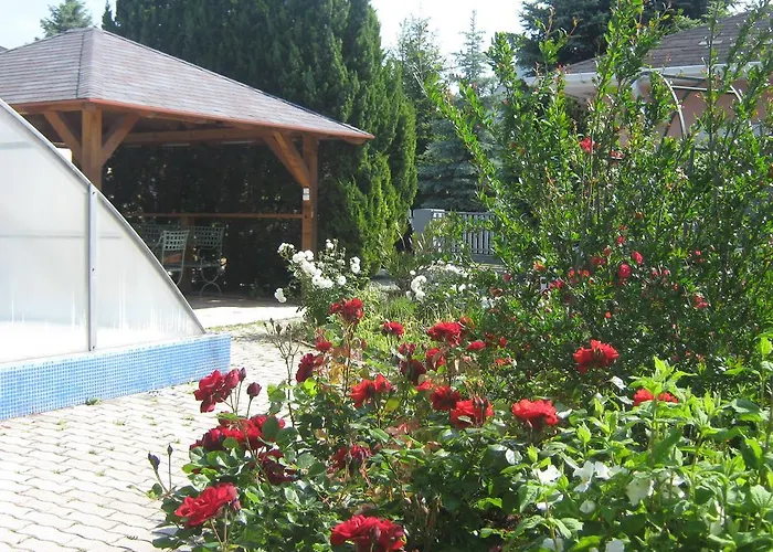 Διαμέρισμα Feszek Apartmanhaz Vonyarcvashegy