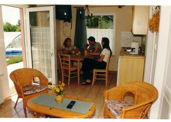 Appartement Feszek Apartmanhaz Vonyarcvashegy